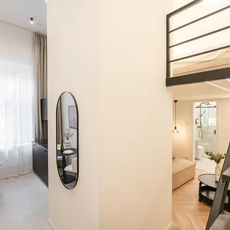 E22 - Boutique Apartments, Location By Bqa Daire *