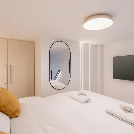 E22 - Boutique Apartments, Location By Bqa *