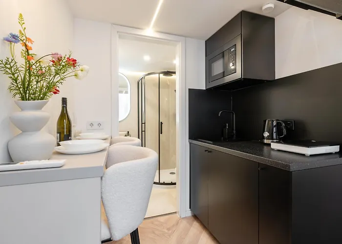 E22 - Boutique Apartments, Location By Bqa Budapeste