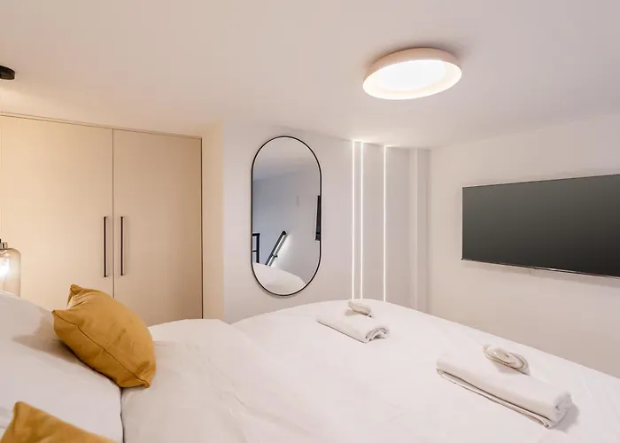 E22 - Boutique Apartments, Location By Bqa *